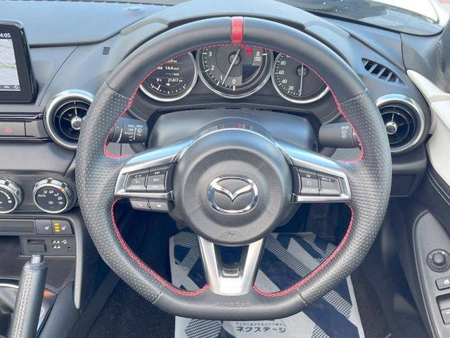 �yAutoExe�i�b�p���U�[�X�e�A�����O�z�i�b�p���U�[���g�p���邱�ƂŁA��ɂ����������݂ƂĂ��^�]���₷���n���h���ł���