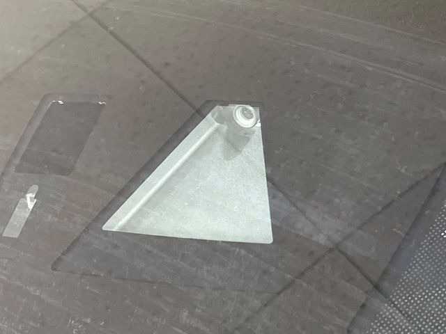 �y�X�}�[�g�u���[�L�T�|�[�g�z���s���ɑO���̎ԗ�����F�����A�Փ˂������Ȏ��͌x��ƃu���[�L�ŏՓˉ���Ɣ�Q�y�����A�V�X�g�B�����S�Ƀh���C�u�����y���݂��������܂��B