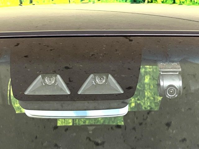 �y�X�}�[�g�A�V�X�g�z���s���ɑO���̎ԗ�����F�����A�Փ˂������Ȏ��͌x��ƃu���[�L�ŏՓˉ���Ɣ�Q�y�����A�V�X�g�B�����S�Ƀh���C�u�����y���݂��������܂��B