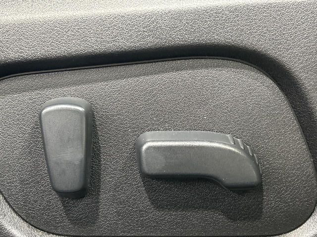 �y�p���[�V�[�g�z�X�C�b�`��ŊȒP�ɃV�[�g�̔��������\!�d��������͂�����܂���!���K�ȃV�[�g�|�W�V�����ɃZ�b�g���āA���K�ȃh���C�u�����y���݂��������B