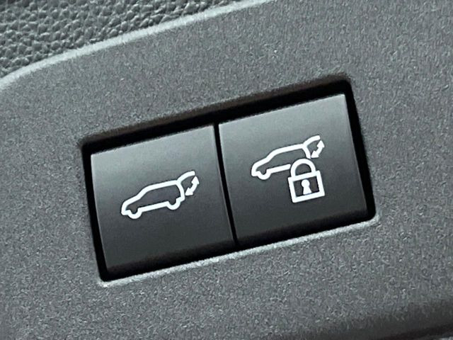 �y�p���[�o�b�N�h�A�z�X�}�[�g�L�[��^�]�Ȃ̃{�^�������������Ń��A�Q�[�g�������ŊJ���܂�!�ו��������Ă��鎞��A�����ʒu�ɂ���o�b�N�h�A��߂�ۂɕ֗��ȋ@�\�ł���