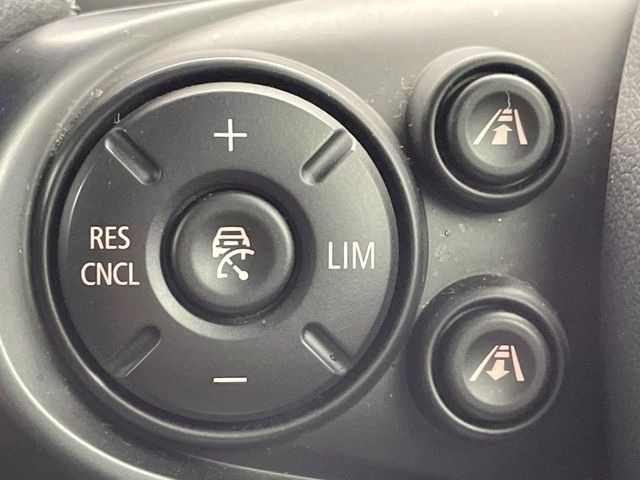 �����[�_�[�N���[�Y�R���g���[��:�O�̎ԂƂ̎Ԋԋ��������ɂƂ�A��葬�x�Ŏ������s���Ă���鎟����̃N���[�Y�R���g���[��!��ɍ������H�⎩���Ԑ�p���H�Ŏg�p����֗��ȋ@�\�ł�!