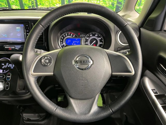 �y�����v�����X�e�A�����O�z�㎿�Ȋv���g�p���邱�ƂŁA��ɂ����������݂ƂĂ��^�]���₷���n���h���ł���