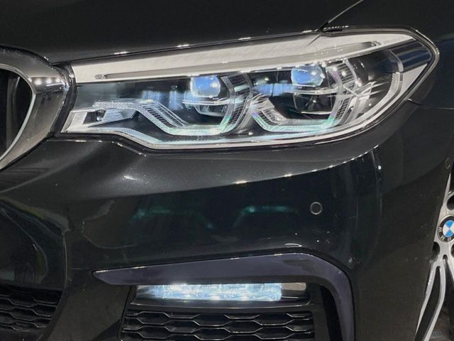 ��LED�w�b�h���C�g:��ԑ��s�����ǍD�Ȏ��E���m�ۂ����S���ĉ^�]�ł��鍂�P�xLED�w�b�h���C�g�𑕔�!�_�����x�������A����d�͂��}�����Ă��܂��B