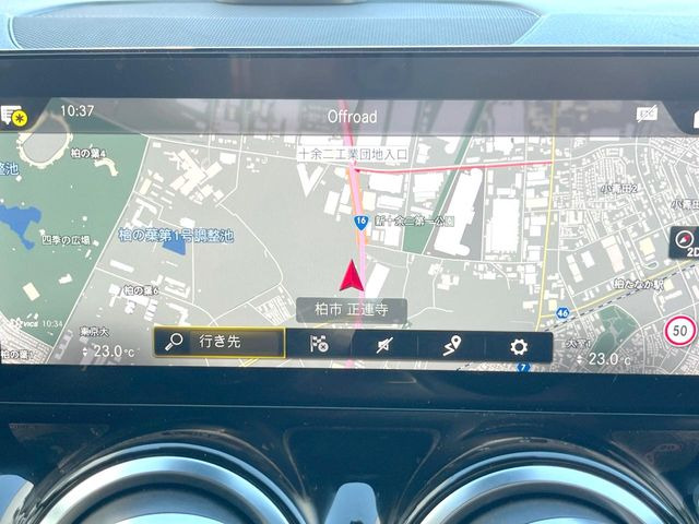 �������i�r:��̊��̂���i�r�́A����������ԓ������o���Ă���܂��B�I�[�f�B�I�@�\���[�����Ă���܂��̂ŁA�^�]�����y���߂܂���