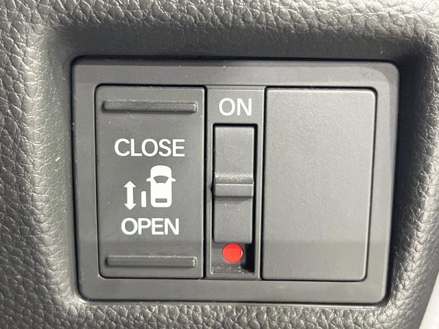 �y�p���[�X���C�h�h�A�z�X�}�[�g�L�[��^�]�Ȃ̃X�C�b�`�ŃX���C�h�h�A�̊J���\���d��������͂����ăh�A���J����K�v�������A���������q�l�ł��A�d���ו��������Ă��鎞�����N�ɊJ���߂ł��܂���