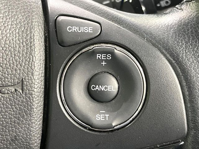 �y�N���[�Y�R���g���[���z�������H�����N���N���s�B�A�N�Z���𗣂��Ă���葬�x�ő��s���ł��A�������^�]���̕��S���y��!�����E�������ȒP�ȃX�C�b�`����Œ����ł��܂��B