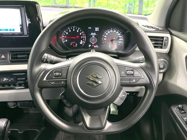 �y�X�e�A�����O�X�C�b�`�z�^�]���A�O������ڐ������炷���ƂȂ��A�I�[�f�B�I���̑��삪�\�ȕ֗��@�\!���S&���K�ȃh���C�u�����o���Ă���܂���