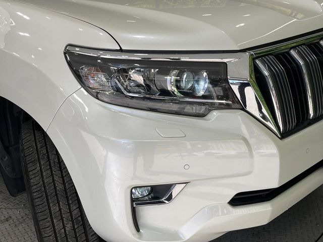 �yLED�w�b�h���C�g�z���V����ԑ��s�����ǍD�Ȏ��E���m�ۂ����S���ĉ^�]�ł��鍂�P�xLED�w�b�h���C�g�𑕔�!�_�����x�������A����d�͂��}�����Ă��܂��B