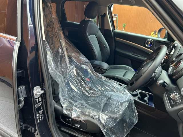 ミニクロスオーバークーパー SD オール4 4WD