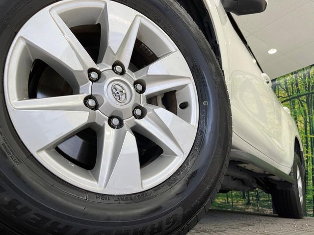 �y����17�C���`�A���~�z�C�[���z�O�ςɃ}�b�`���������A���~�z�C�[���𑕒����Ă���܂��B�e��ЊO�A���~�z�C�[����A�X�^�b�h���X�^�C�����戵�����Ă���܂��B���񂲑��k����������