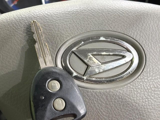 �y�L�[���X�z�������ꂽ�ꏊ����ł��{�^����Ńh�A�̊J���E�{�����ł���̂łƂ��Ă��֗�!�h�A�̌�������ɏ������邱�Ƃ�����܂����