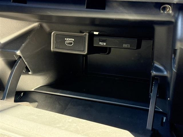 ���Ǝҗl�ւ̔̔��͂��f�肳���Ă��������܂��B �Ԍ������ԗ��̏ꍇ�́A�Ԍ����擾�������x�������z�ŕ\�����Ă���܂��B