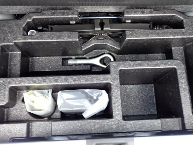 �p���N�C���L�b�g���t���Ă܂�.