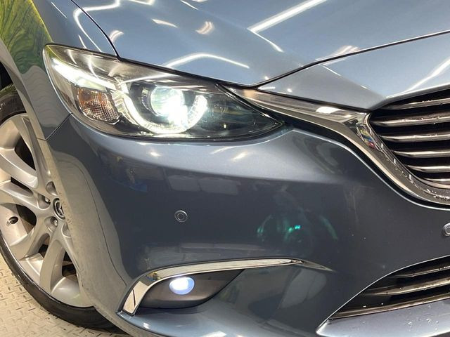 �yLED�w�b�h���C�g�z���V����ԑ��s�����ǍD�Ȏ��E���m�ۂ����S���ĉ^�]�ł��鍂�P�xLED�w�b�h���C�g�𑕔�!�_�����x�������A����d�͂��}�����Ă��܂��B