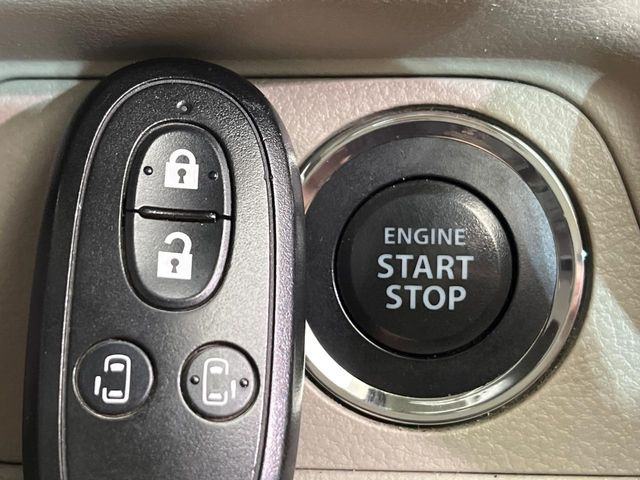 �y�L�[���X�X�^�[�g�V�X�e���z�J�o����|�P�b�g�ɓ��ꂽ�܂܂ł��h�A�̎{���E�������\�ȃX�}�[�g�L�[�𑕔��B�G���W���̃I���E�I�t�����J�M�����o���K�v����������Ƃ��Ă��֗��ł���