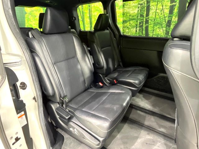 ���ڒ����̓E�H�[�N�X���[�ƂȂ��Ă���܂��B���ڂƎO��ڂ̈ړ�����~�肪�Ƃ��Ă��y�ɂȂ�̂ŁA���~��̍ۂ��X�g���X�������邱�Ƃ͂���܂����