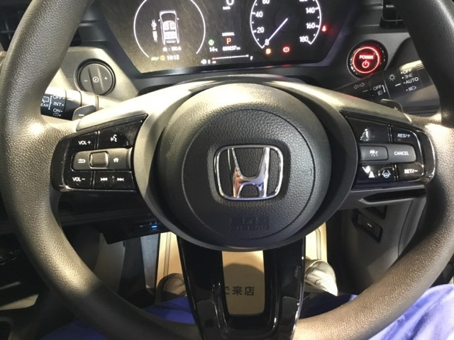 ヴェゼル1.5 e:HEV X