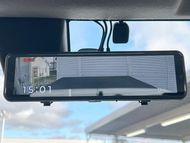 �y�h���C�u���R�[�_�[�z�h���C�u���R�[�_�[����!���s���͂������A������^�]�⎖�̂ɑ��������ہA�f���ŋL�^���A����̃��X�N�ɔ����܂��B���L�^�pSD�J�[�h�͂��q�l�����g�ł��������������K�v������܂��B