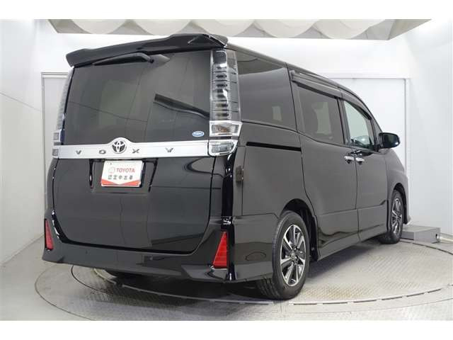 ヴォクシー2.0 ZS 煌III