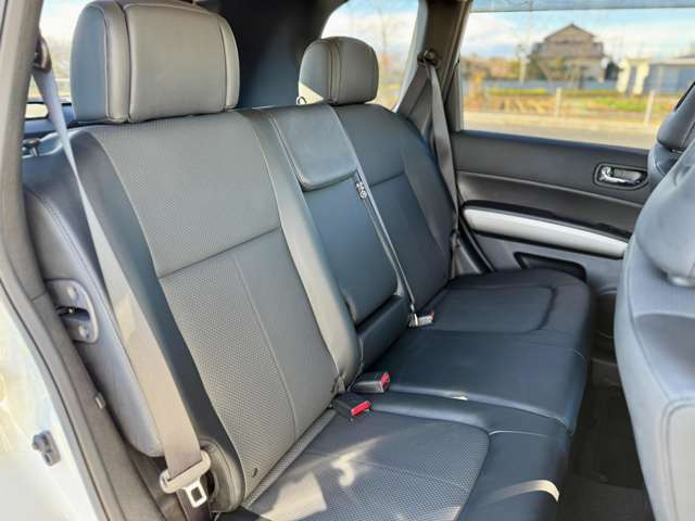 ���d�b�E���[���ɂĂ�����E�����k�Ȃǂ��C�y�ɂ��Ă�������^^������񂲗��X���Ă��������A���ڂ��Ԃ������ɂȂ��Ă��������B��������Ή������Ă��������܂��̂ŁA�X�^�b�t�ꓯ���҂����Ă���܂��B