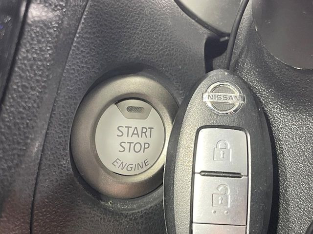 �y�C���e���W�F���g�L�[�z�J�o����|�P�b�g�ɓ��ꂽ�܂܂ł��h�A�̎{���E�������\�ȃX�}�[�g�L�[�𑕔��B�G���W���̃I���E�I�t�����J�M�����o���K�v����������Ƃ��Ă��֗��ł���