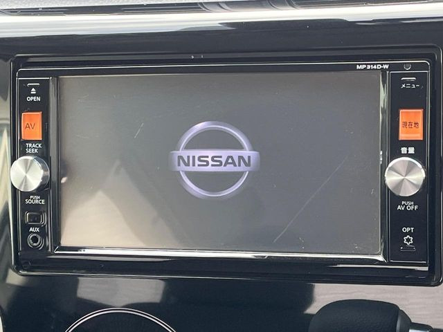 �y�����i�r�z�l�C�̏����i�r�𑕔��B�I�[�f�B�I�@�\���[�����Ă���ABluetooth�ڑ�����΂������̃X�}�z��MP3�v���C���[�̉��y���Đ��\!�����̉^�]������Ɋy�����Ȃ�܂�!!