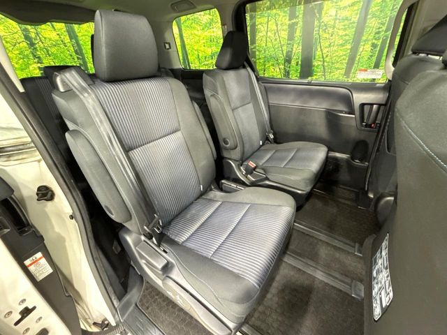 ���ڒ����̓E�H�[�N�X���[�ƂȂ��Ă���܂��B���ڂƎO��ڂ̈ړ�����~�肪�Ƃ��Ă��y�ɂȂ�̂ŁA���~��̍ۂ��X�g���X�������邱�Ƃ͂���܂����