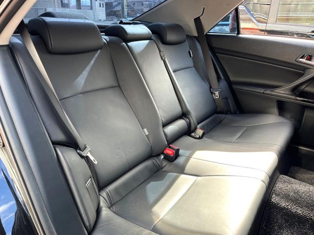 �㕔���Ȃ��C�ɂȂ�悤�ȃL�Y�E�����ւ��蓙�A�傫�ȃ_���[�W�͂Ȃ��A�ǍD�ȏ�Ԃł��B