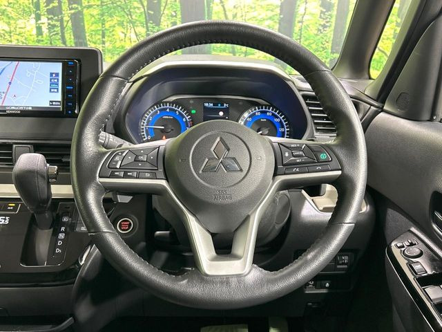 �y�����v�����X�e�A�����O�z�㎿�Ȋv���g�p���邱�ƂŁA��ɂ����������݂ƂĂ��^�]���₷���n���h���ł���