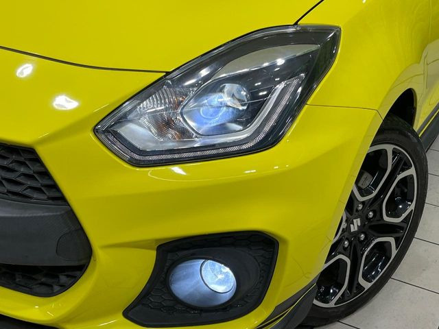 �yLED�w�b�h���C�g�z���V����ԑ��s�����ǍD�Ȏ��E���m�ۂ����S���ĉ^�]�ł��鍂�P�xLED�w�b�h���C�g�𑕔�!�_�����x�������A����d�͂��}�����Ă��܂��B