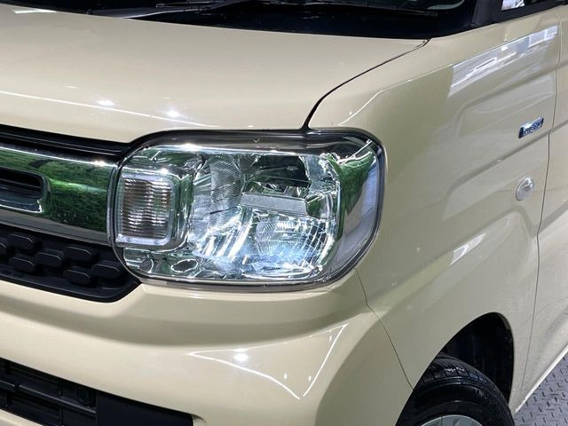 �yLED�w�b�h���C�g�z���V����ԑ��s�����ǍD�Ȏ��E���m�ۂ����S���ĉ^�]�ł��鍂�P�xLED�w�b�h���C�g�𑕔�!�_�����x�������A����d�͂��}�����Ă��܂��B