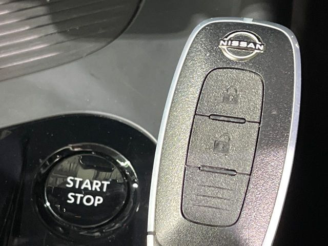 �y�C���e���W�F���g�L�[�z�J�o����|�P�b�g�ɓ��ꂽ�܂܂ł��h�A�̎{���E�������\�ȃX�}�[�g�L�[�𑕔��B�G���W���̃I���E�I�t�����J�M�����o���K�v����������Ƃ��Ă��֗��ł���