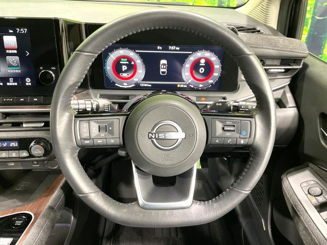 �y�����v�����X�e�A�����O�z�㎿�Ȋv���g�p���邱�ƂŁA��ɂ����������݂ƂĂ��^�]���₷���n���h���ł���