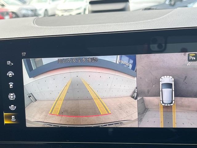 ���p�m���~�b�N�r���[���j�^�[:��p�̃J�����ɂ��A�ォ�猩���낵���悤�Ȏ��_��360�x�N���}�̎��͂��m�F���邱�Ƃ��ł��܂������p�������m�F���₷���A�����ꏊ�ł̐؂�Ԃ��⒓�Ԃ��X���[�Y�ɍs���܂��B