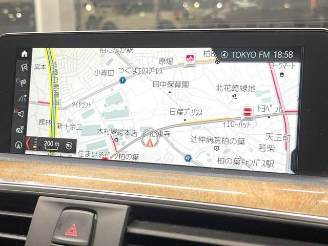 �������i�r:��̊��̂���i�r�́A����������ԓ������o���Ă���܂��B�I�[�f�B�I�@�\���[�����Ă���܂��̂ŁA�^�]�����y���߂܂���