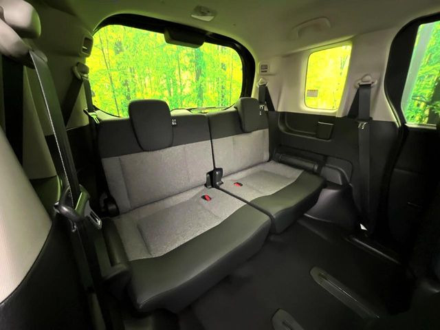 3��ڃV�[�g�͂�������ԗǍD����l�ł��������ƍ����Ē����܂��̂ŁA��l���ł̂��o���������N���N�ł��􂲉Ƒ��ŁA�C�̒m�ꂽ���ԂŁA�h���C�u�ɍs���̂��y���݂ł��ˁ�