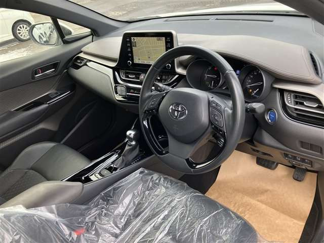 C-HRハイブリッド 1.8 G