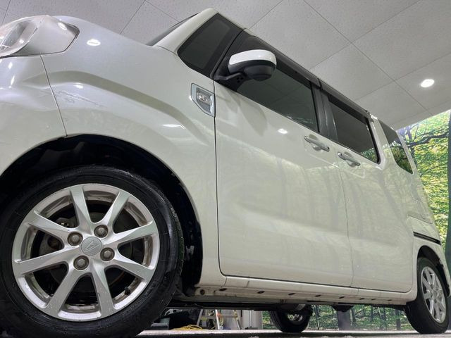 �y����14�C���`�A���~�z�C�[���z�O�ςɃ}�b�`���������A���~�z�C�[���𑕒����Ă���܂��B�e��ЊO�A���~�z�C�[����A�X�^�b�h���X�^�C�����戵�����Ă���܂��B���񂲑��k����������