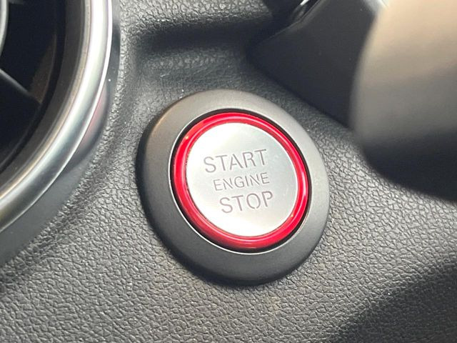 ���A�h�o���X�g�L�[(�X�}�[�g�G���g���[�@�\):�L�[��g�ɂ��邾���Ńh�A�������ł���@�\�B�G���W���n�����{�^�������������ł��B