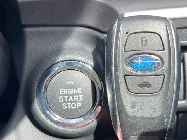 �y�A�N�Z�X�L�[&�v�b�V���X�^�[�g�z�J�o����|�P�b�g�ɓ��ꂽ�܂܂ł��h�A�̎{���E�������\�ȃX�}�[�g�L�[�𑕔��B�G���W���̃I���E�I�t�����J�M�����o���K�v�������A�{�^�����v�b�V�����邾����OK��