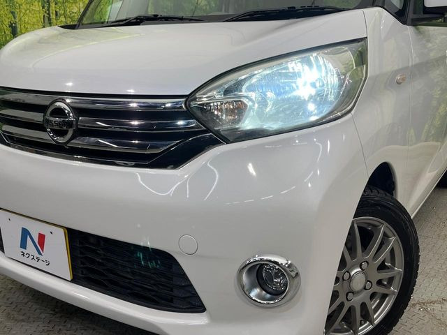 �yLED�w�b�h���C�g�z���V����ԑ��s�����ǍD�Ȏ��E���m�ۂ����S���ĉ^�]�ł��鍂�P�xLED�w�b�h���C�g�𑕔�!�_�����x�������A����d�͂��}�����Ă��܂��B