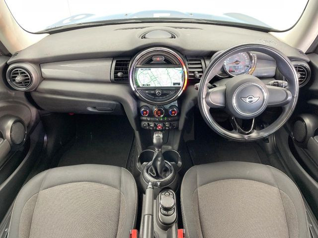 �A���ԃO���[�v���݌ɐ���2,000��!�S���̌n��X���烁�[�J�[�E�Ԏ��킸���Љ�o����̂ŁA���Ȃ��Ƀs�b�^���̂��Ԃ�������͂��ł���܂��͂��₢���킹��������