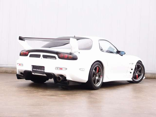 �l�C��RX-7�J�X�^���ԗ��̓���!���[�^���[�ł͗L���ȃi�C�g�X�|�[�c�ɂ�10�N�Ԑ����A�����e�i���X���s���ARAYS��TE3717AW�AC-WEAST�G�A���A�i�C�g�X�|�[�c�p�[�c�ȂǑ����̍��z�p�[�c����