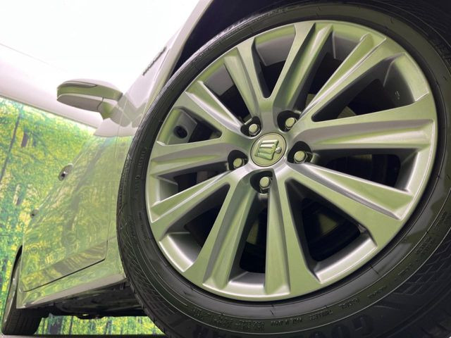 �y����17�C���`�A���~�z�C�[���z�O�ςɃ}�b�`���������A���~�z�C�[���𑕒����Ă���܂��B�e��ЊO�A���~�z�C�[����A�X�^�b�h���X�^�C�����戵�����Ă���܂��B���񂲑��k����������