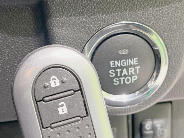 �y�L�[�t���[�V�X�e���z�J�o����|�P�b�g�ɓ��ꂽ�܂܂ł��h�A�̎{���E�������\�ȃX�}�[�g�L�[�𑕔��B�G���W���̃I���E�I�t�����J�M�����o���K�v����������Ƃ��Ă��֗��ł���