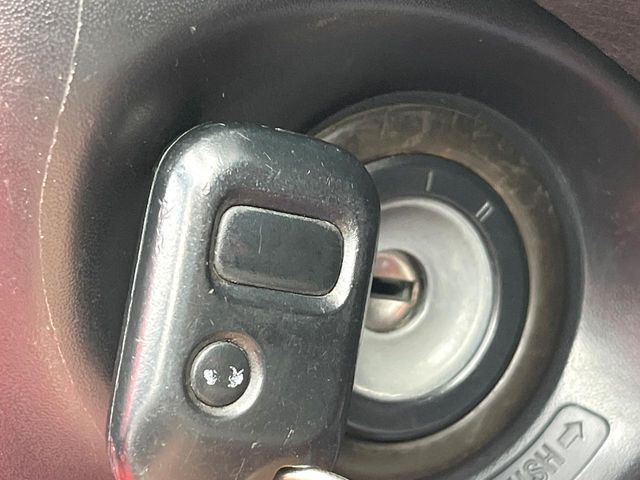 �y�L�[���X�z�������ꂽ�ꏊ����ł��{�^����Ńh�A�̊J���E�{�����ł���̂łƂ��Ă��֗�!�h�A�̌�������ɏ������邱�Ƃ�����܂����