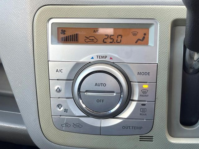 �y�I�[�g�G�A�R���z��x���D�݂̉��x�ɐݒ肷��΁A�ԓ��̉��x�����m�����ʂ≷�x�������Œ����B����&hellip;����&hellip;�Ɖ��x���X�C�b�`���������K�v�͂���܂���B���K�Ȏԓ���Ԃɂ͕K�{�̋@�\�ł��ˁ�