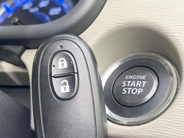 �y�L�[���X�X�^�[�g�V�X�e���z�J�o����|�P�b�g�ɓ��ꂽ�܂܂ł��h�A�̎{���E�������\�ȃX�}�[�g�L�[�𑕔��B�G���W���̃I���E�I�t�����J�M�����o���K�v����������Ƃ��Ă��֗��ł���