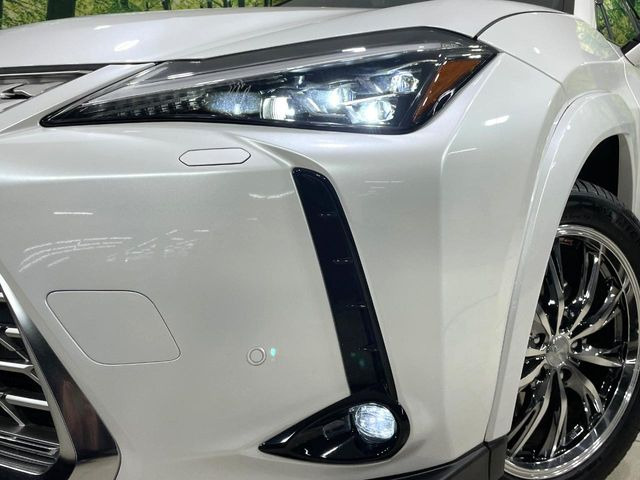 �yLED�w�b�h���C�g�z���V����ԑ��s�����ǍD�Ȏ��E���m�ۂ����S���ĉ^�]�ł��鍂�P�xLED�w�b�h���C�g�𑕔�!�_�����x�������A����d�͂��}�����Ă��܂��B